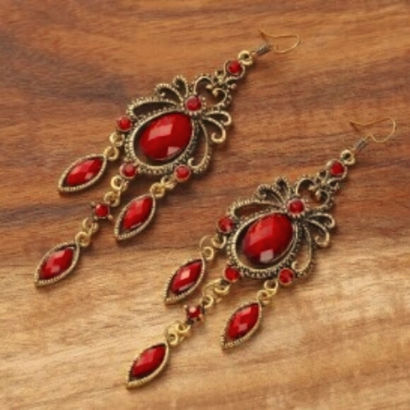 Vintage Luxury Flower Design Synthetic Red Gems Inlaid Dangle Earrings - Picture 1 of 7
